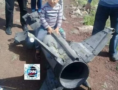 Οι πρώτες εικόνες από το κατεστραμμένο «ερευνητικό» κέντρο στη Δαμασκό: Κτύπησαν άδειο κτίριο! (βίντεο)